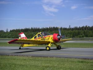 Kunstflug auf dem Flughafen Hof