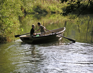 Boot auf der Selbitz in Unterklingensporn